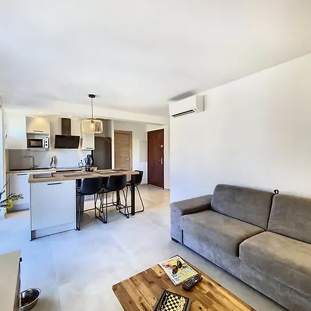 Apartamento Neuf T2 Pour 4 Personnes Dans Résidence Avec Piscine Sainte-Maxime