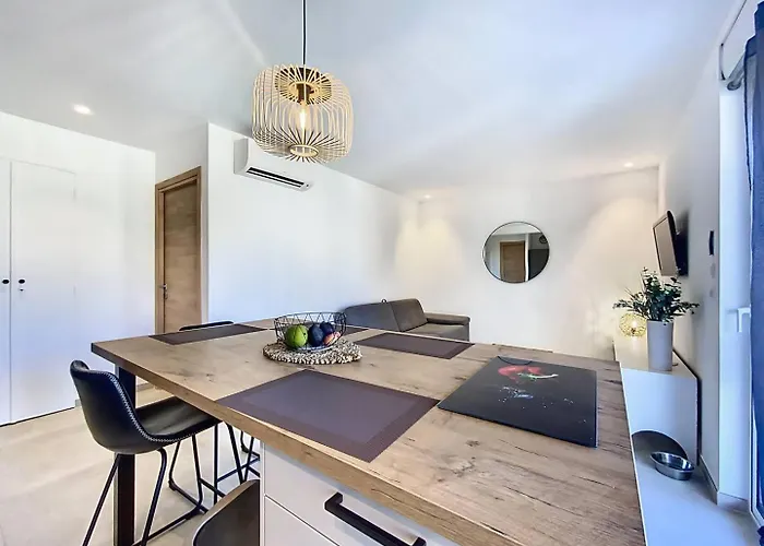 Apartamento Neuf T2 Pour 4 Personnes Dans Résidence Avec Piscine Sainte-Maxime