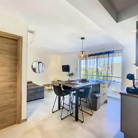 Neuf T2 Pour 4 Personnes Dans Avec Piscine Apartamento *