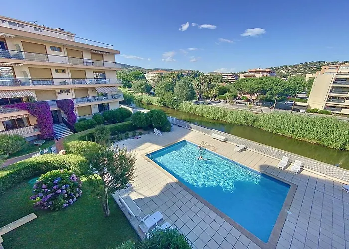 Neuf T2 Pour 4 Personnes Dans Avec Piscine